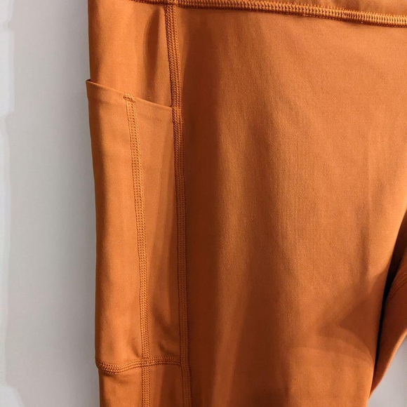 Athleta | Ultimate Stash 7/8 pocket leggings in Rust Orange - Picture 5 of 11